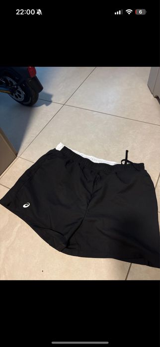 Krótkie spodenki asics