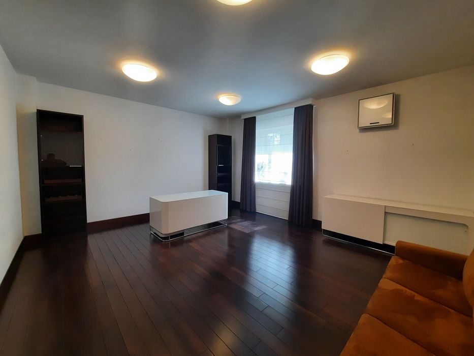 Продаж квартири в центрі Києва Кониського,28а  267 м²  комфорту простору та тиші