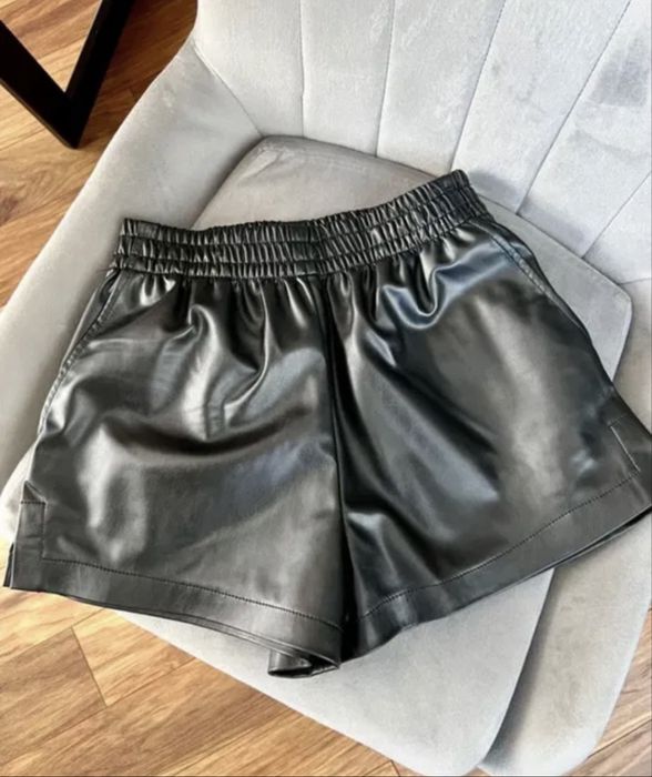 Шорти під шкіру від oysho шкіряні шорти