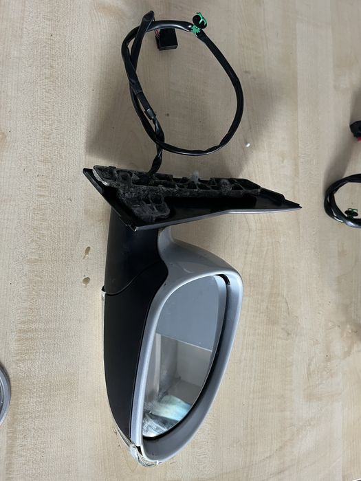 Дзеркало ліве,праве Volkswagen Golf plus 2006-2013,6пін