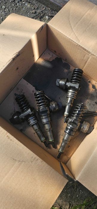 Pompowtryski 1.9 TDI 038130073AG Transporter T5 105km AXB Okazja VW SEAT SKODA AUDI Bardzo Dobry stan AUTO prywatne