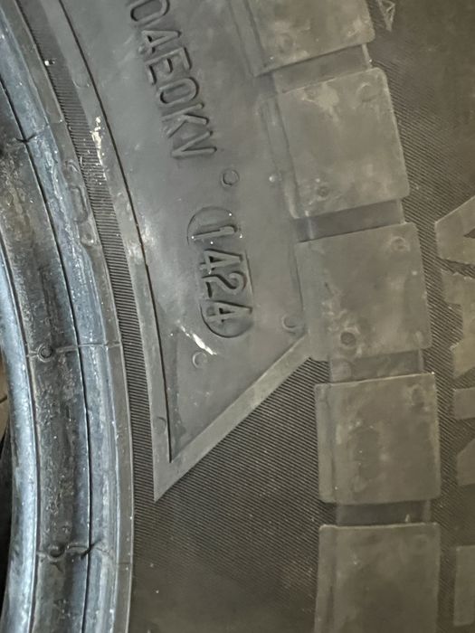 Semperit 215/70 r15C van-life 3 2024rok