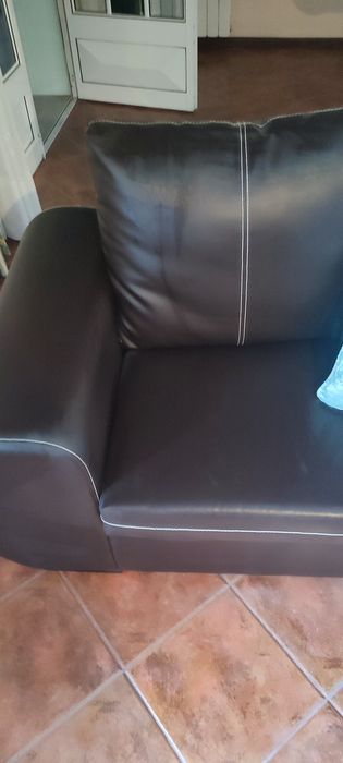 Sofá novo praticamente nunca usado