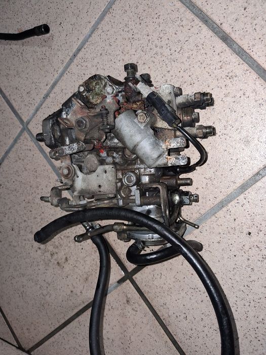 Bomba injectora Corsa B 1.5TD