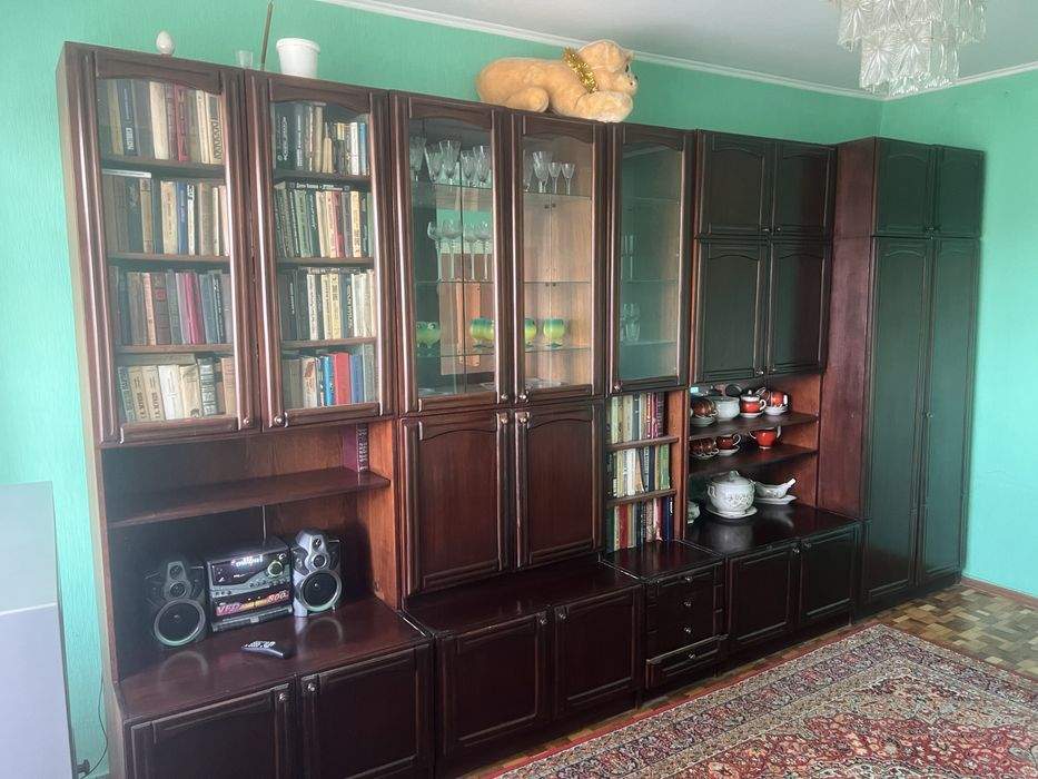 Стенка в зал. Шкафи. Вітальня