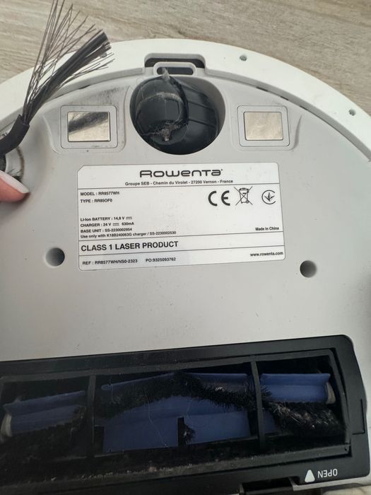 РОБОТ  пилосос Rowenta