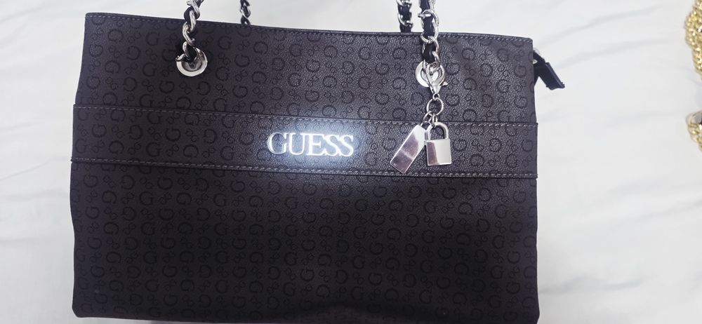 Torebka Guess nowa bez metki