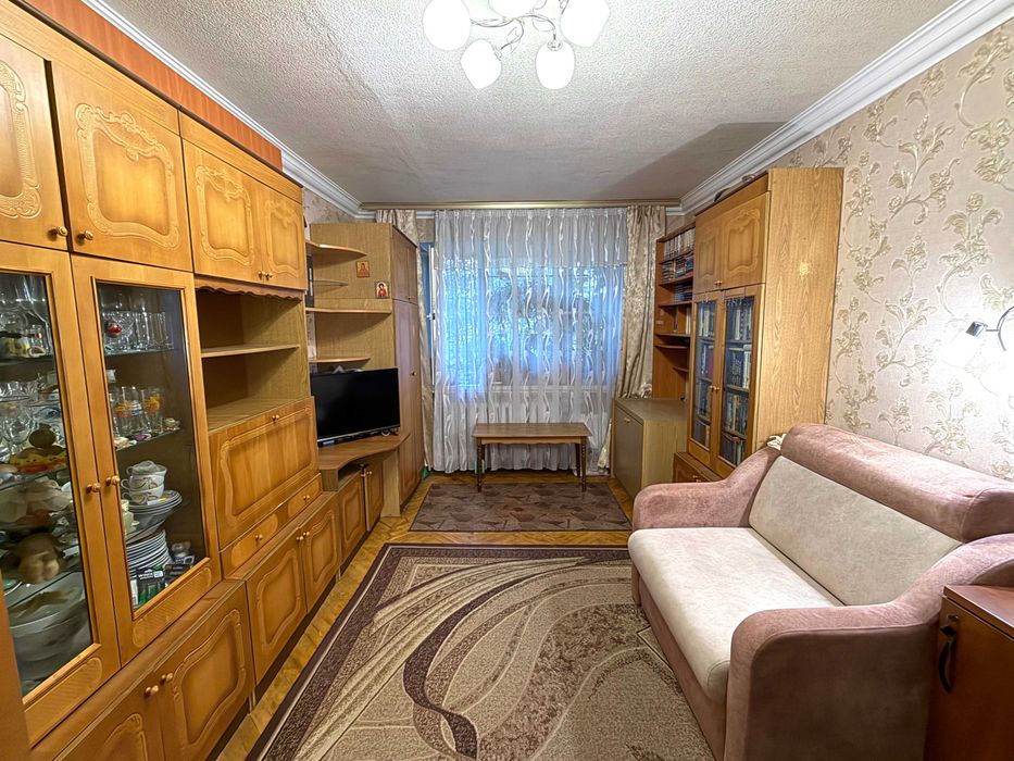 Продам 2к Квартиру Метро Дарниця