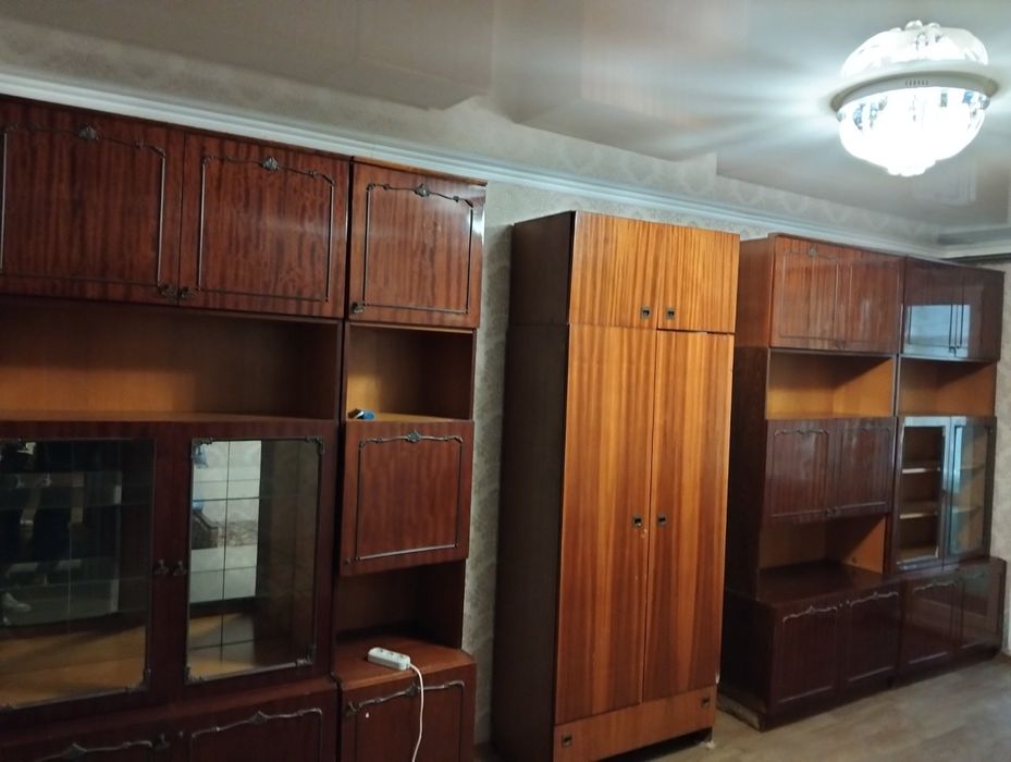 Продам меблі для дому або дачі