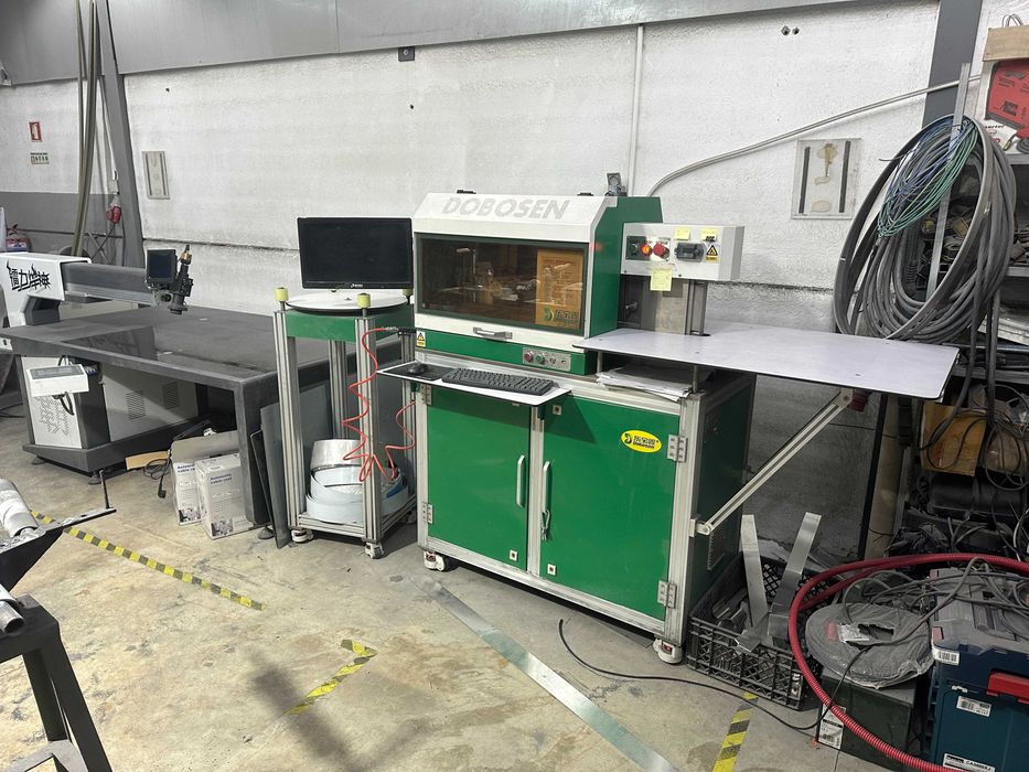 Máquina de Moldar letras 3D + Máquina de soldar letras 3D