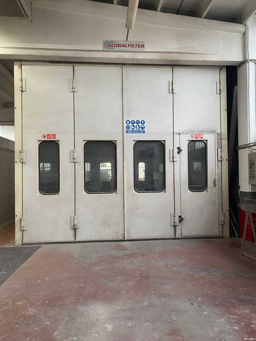 Kabina lakiernicza Saico 10 x 5 x 5 m przejazdowa