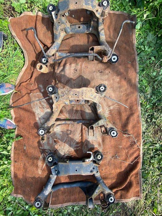 Підрамник подрамник задній задний BMW E46 БМВ Авторозборка