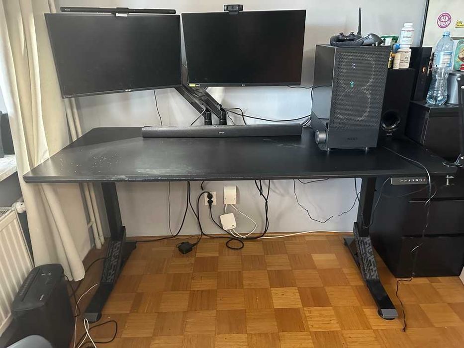 Elektryczne biurko gamingowe IKEA UPPSPEL (ROG) 180x80 cm
