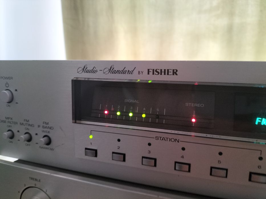 Tuner Fisher FM-2421