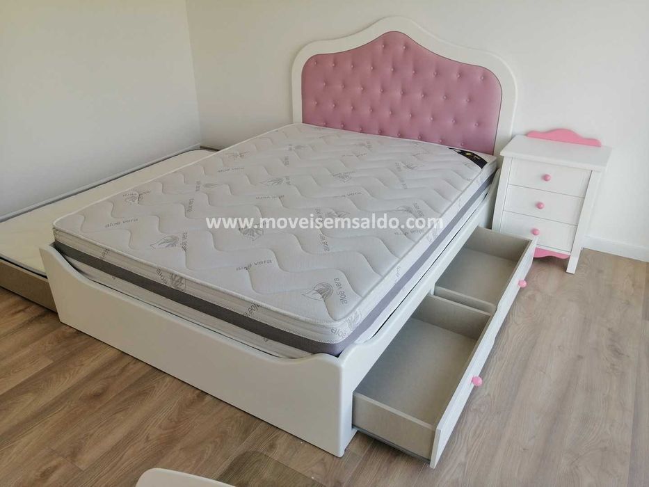 Cama de Casal Estofada c/ Gaveta - Fabricamos todas medidas e cores.