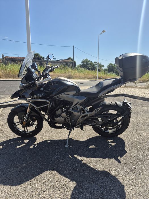 Zontes T310 ADV 2019 – 13.500 km, com mala, revista