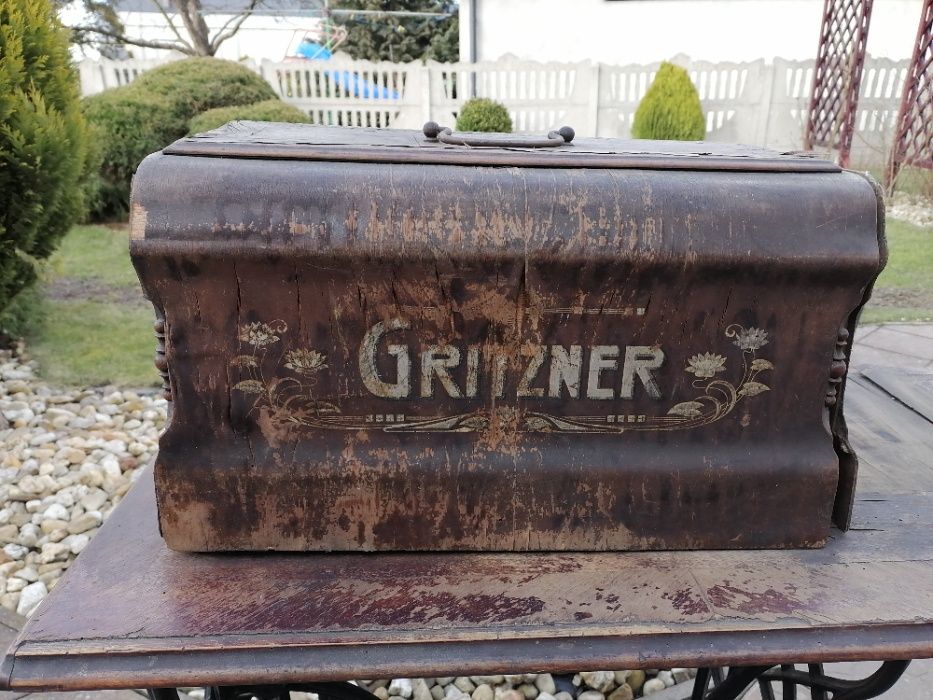 Zabytkowa maszyna do szycia GRITZNER