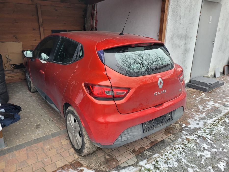 Renault Clio IV Benzyna Nawigacja Tempomat 5 Drzwi Niski Przebieg