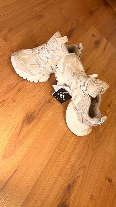np”moda Adidas 38,5