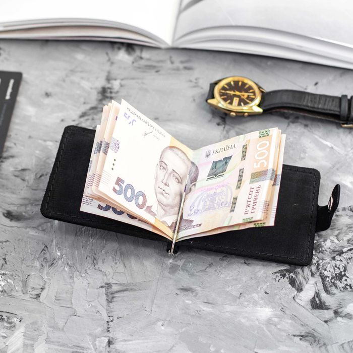 Затискач для грошей та карток на кнопці з тисненя герба України