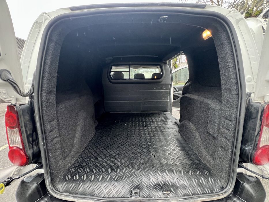 Peugeot Partner 1.6 Hdi 100cv como nova