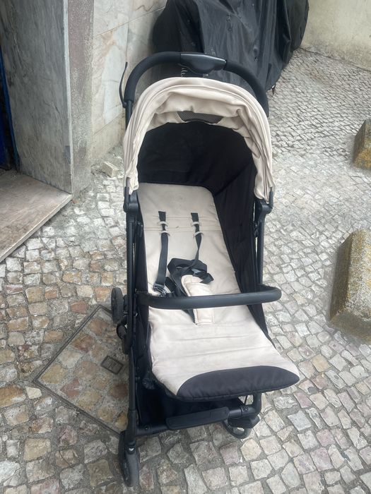 Vendo carrinho de bebé