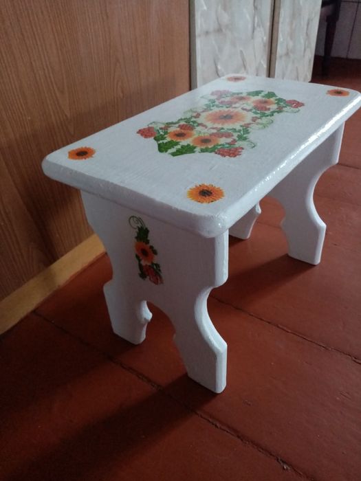 Продам слінчик, табурет