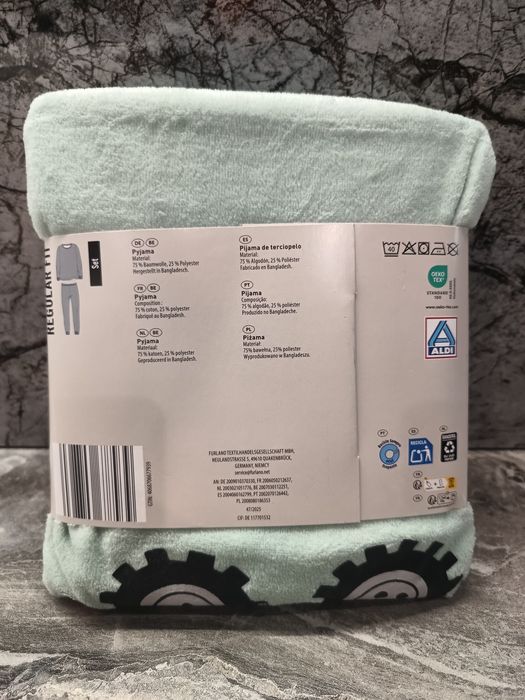 Nowa piżama chłopięca 110/116