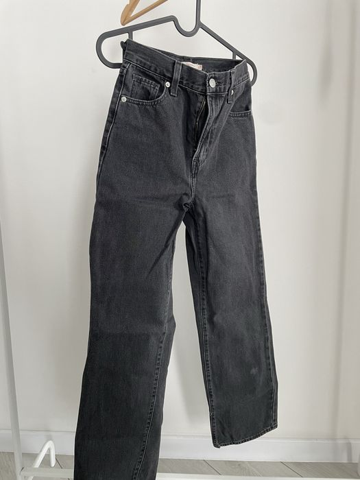 Джинси жіночі LeviStrauss&Co.