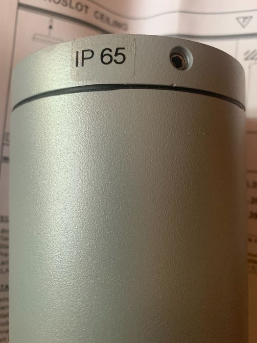 Candeeiro tecto novo