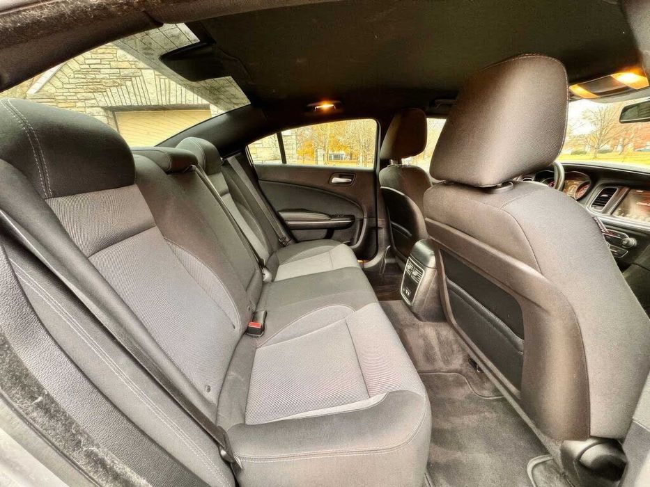 Dodge Charger SE      2015