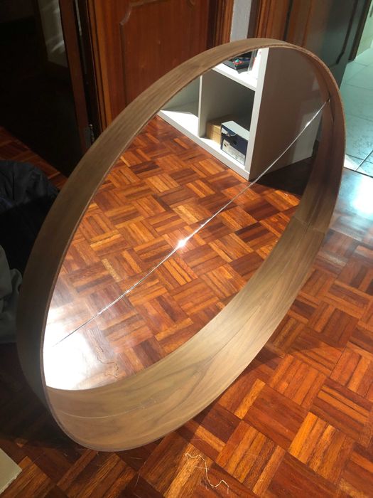 Moldura para espelho, modelo STOCKHOLM IKEA, chapa de nogueira