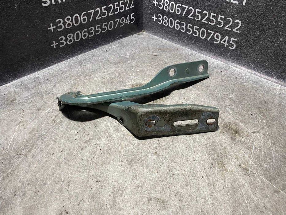 Петля завіса капота ліва Peugeot 307 2001-2008  9636473580