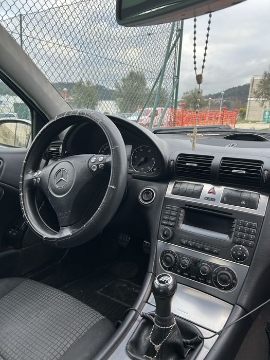 Mercedes benz c220 sport coupé