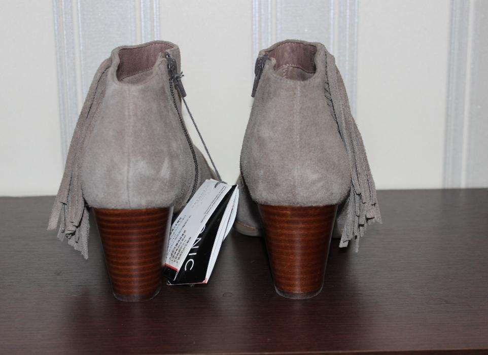 Шикарные анатомические ботинки ботильёны VIONIC. р.42 2000 грн