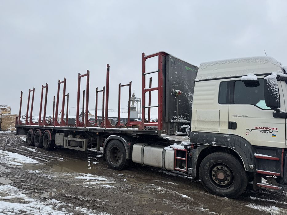 Напівпричіп-лісовоз 3-вісний в наявності, нова ризина