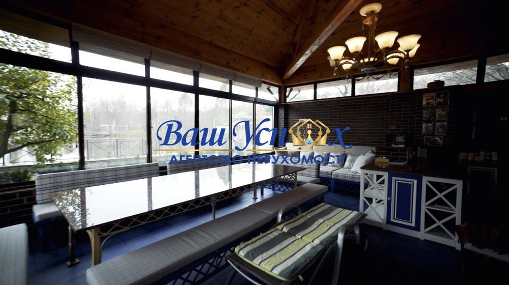 Оренда будинка у мiстечку з выходом на рiчку   . село  Козин