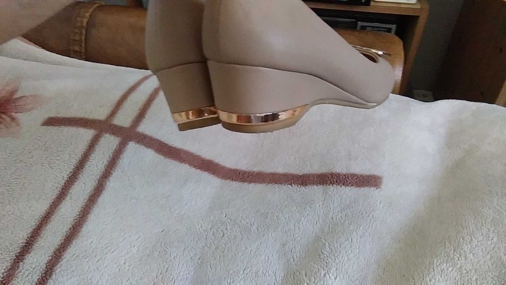 Buty damskie nr 36