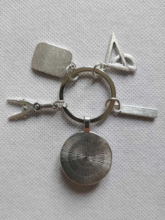 Brelok naukowy ATOM breloczek do kluczy nowy