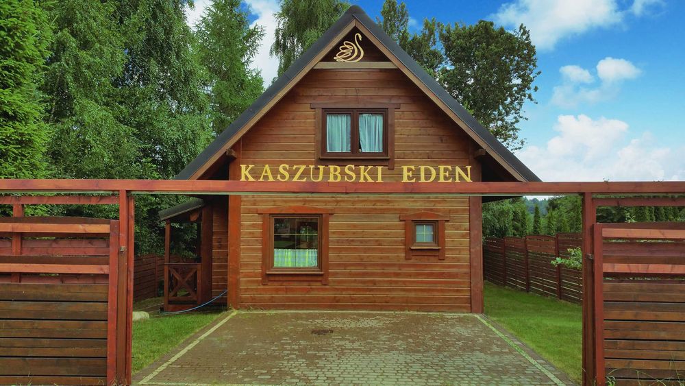 Całoroczny domek na Kaszubach z sauną i balią, nad jeziorem przy lesie