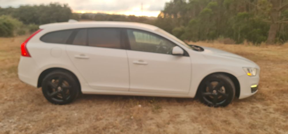 Volvo v60 d3 2013
