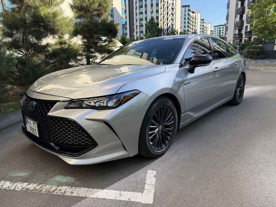 Toyota Avalon Гибрид 2019