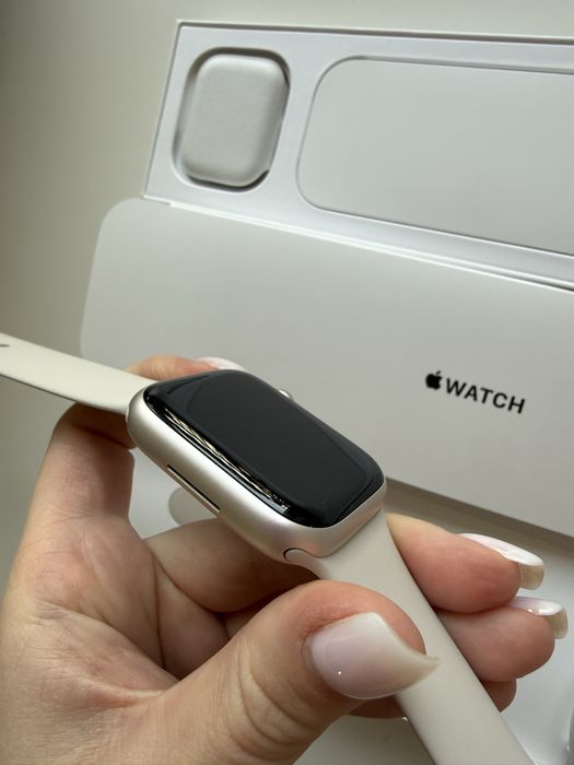 Apple Watch 8 geneacji 45 mm