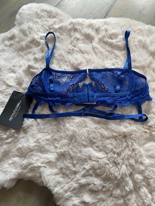 PrettyLittleThing 1x biustonosz M
