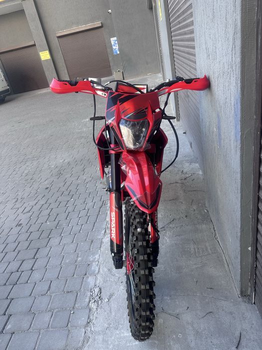 Продам  Spark  SP300P-1