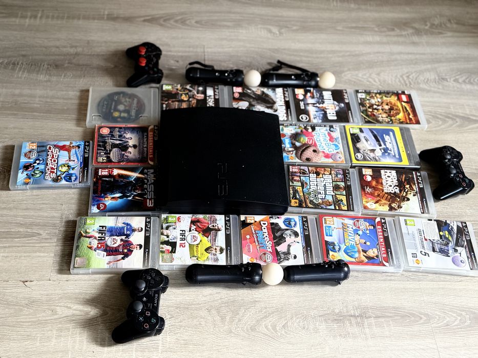 PlayStation 3 Slim + 3 pady + 4 PS Move + 16 gier – komplet