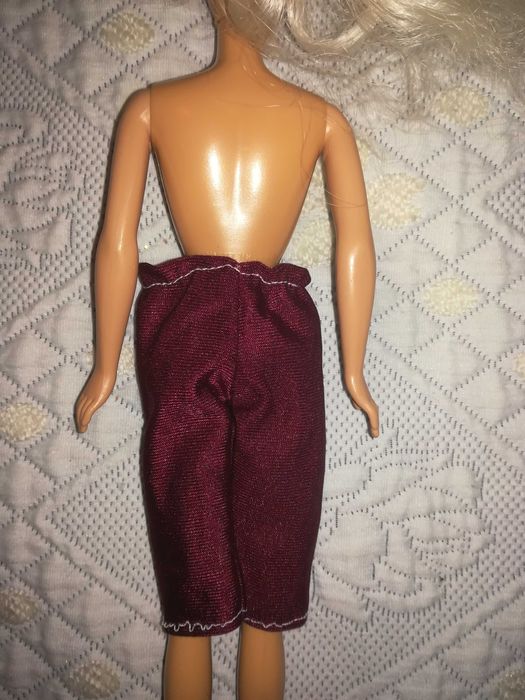 Bermudas Vermelho Escuro para Boneca
