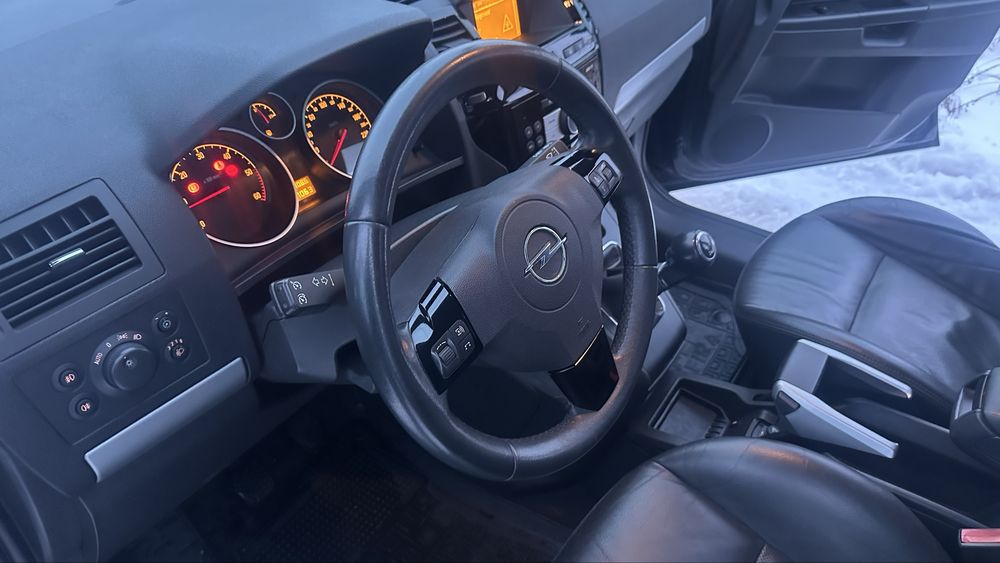 Opel Zafira 1.7 tdi 7 місць 2011р