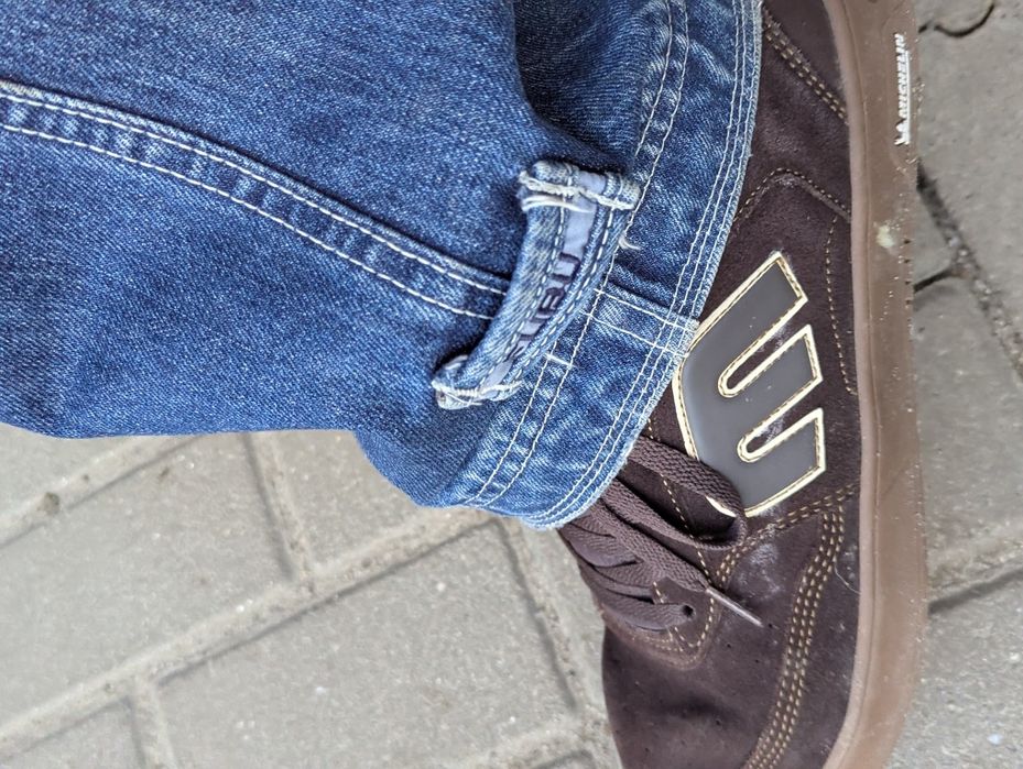 Fubu jeans innovative 32