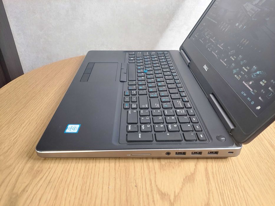 Ігровий Dell i7/16GB DDR4/256 SSD+500HDD/Full HD/Гарантія!/Батарея 4 г. торг